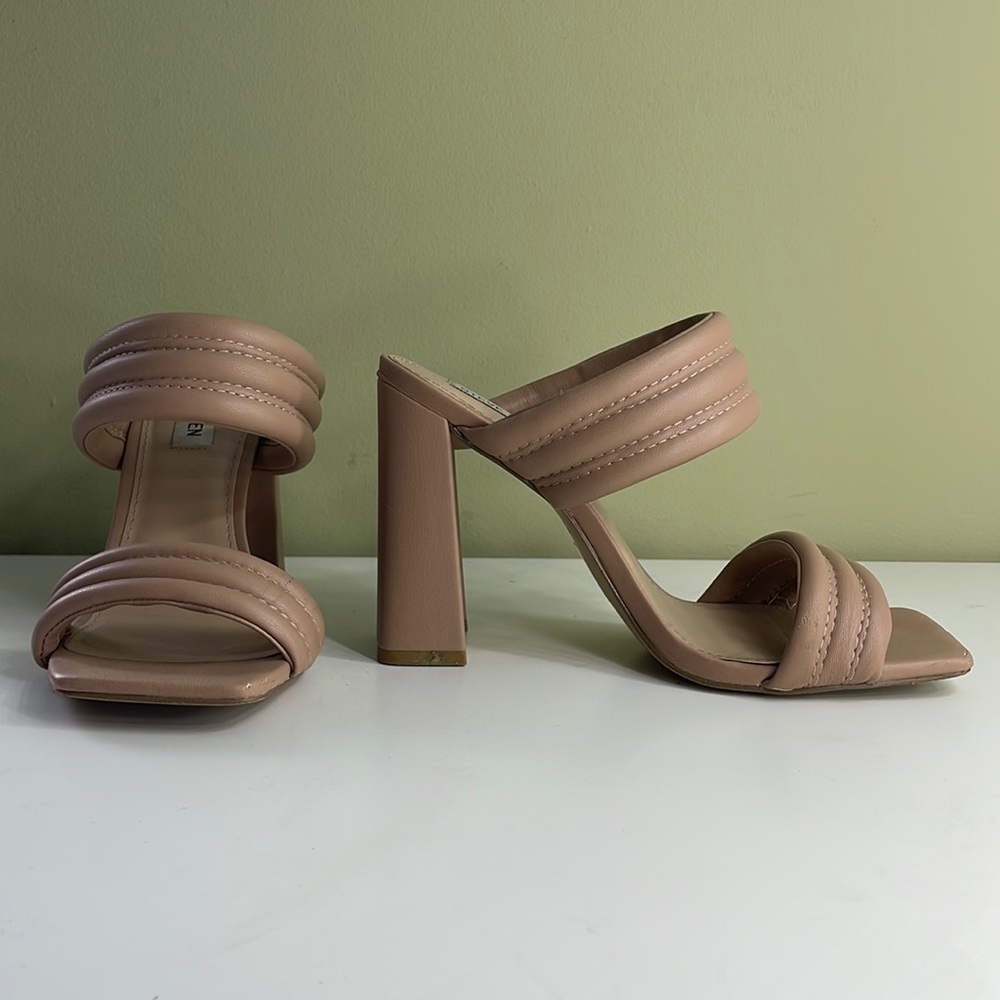 Steve Madden Tahani Banded Sandal Block Heels